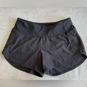Lululemon Black Speed Up Short 4” Mid Rise